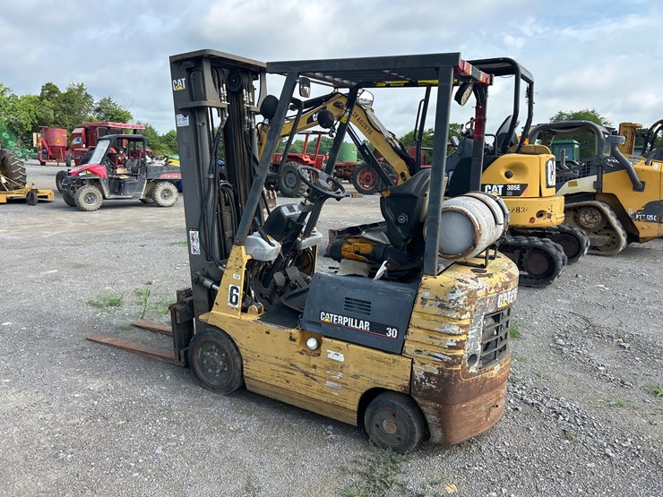 caterpillar-gc15-image-2