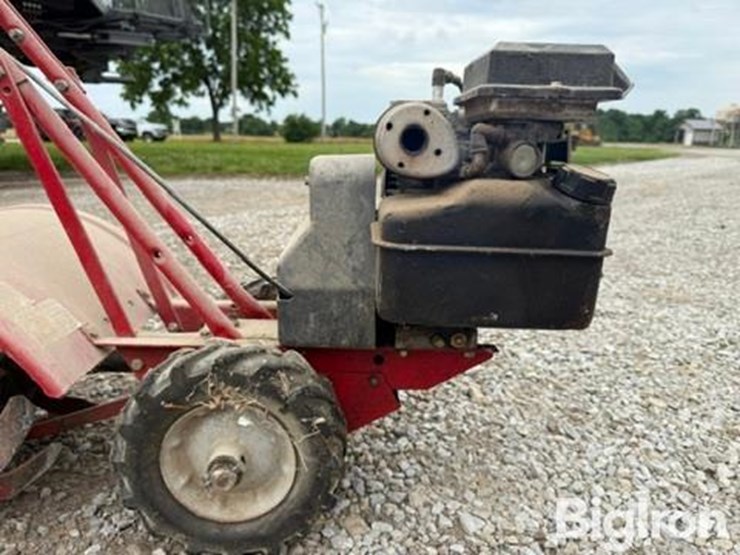 troy-bilt-tuffy-image-9