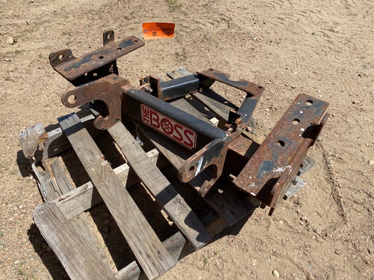 #7425-•-boss-plow-mount-(antigo,-wi)-image-1