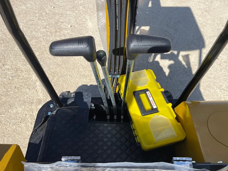 #1101-•-new-ats-rt15r-mini-excavator-image-10