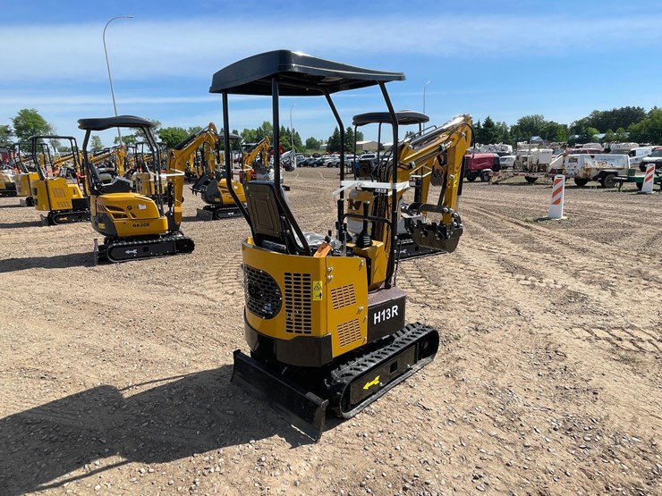 #2047-•-2026-cfg-h13r-mini-excavator-image-4