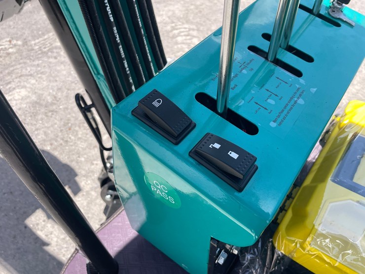 #2654-•-unused-cfg-mini-excavator-image-16