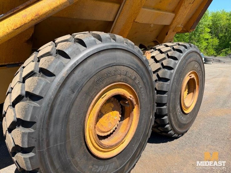 deere-400d-image-31