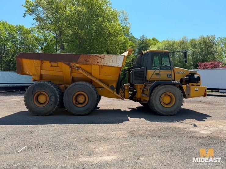 deere-400d-image-6
