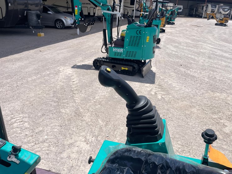 #2654-•-unused-cfg-mini-excavator-image-13