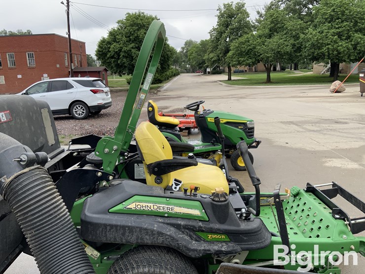 2014-john-deere-z950r-image-15