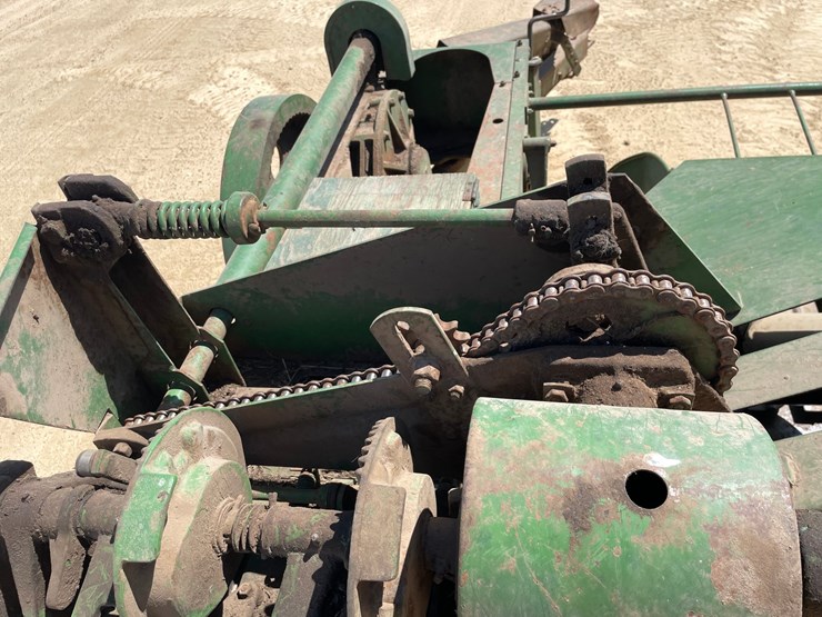 john-deere-14-image-29