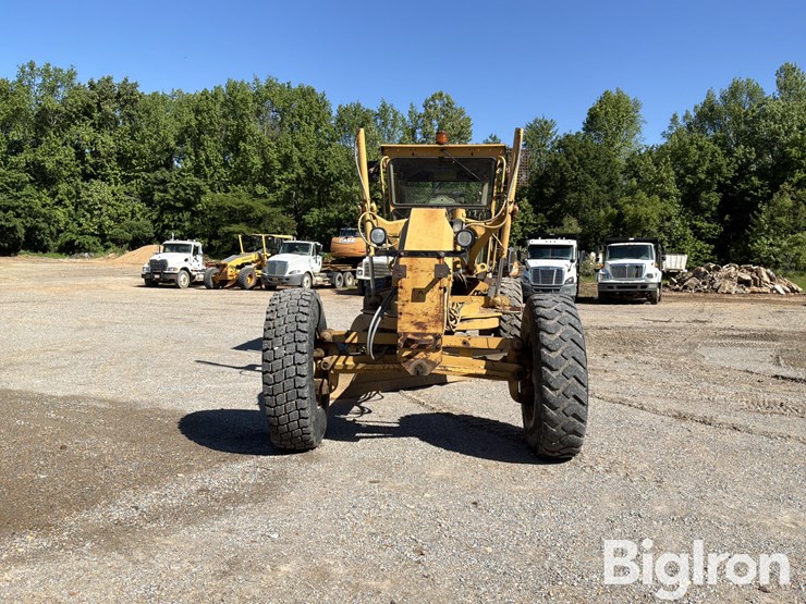 1993-caterpillar-140h-image-2