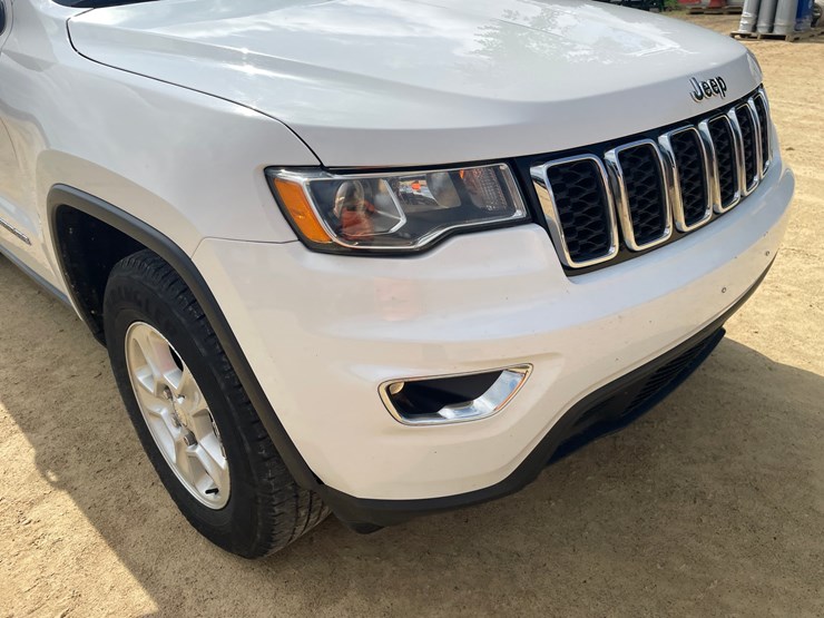 2017-jeep-grand-cherokee-laredo-image-20