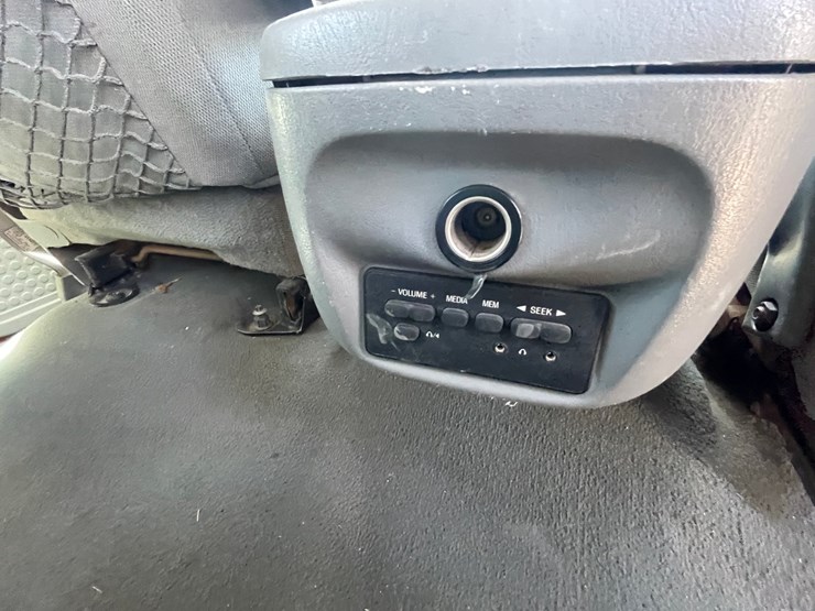 2002-ford-excursion-image-90