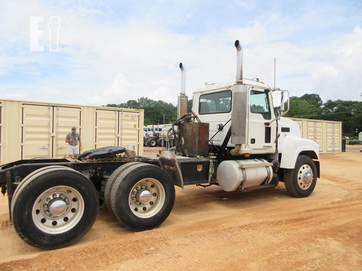 2005-mack-ch600-image-6