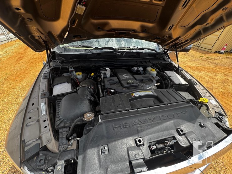 2010-dodge-2500-image-9