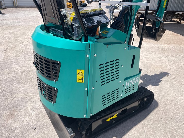 #2657-•-unused-cfg-mini-excavator-image-23