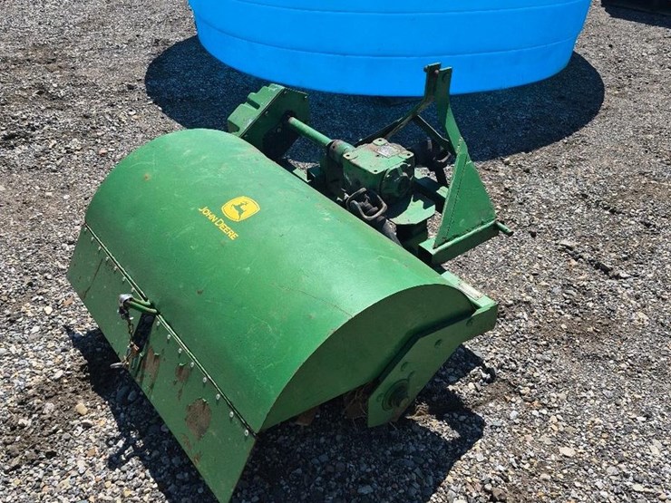 ford-tractor-image-3