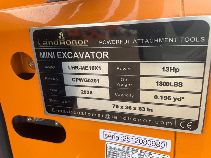 #2017-•-unused-2026-landhonor-mini-excavator-image-14