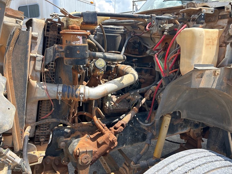 1999-ford-f800-image-14