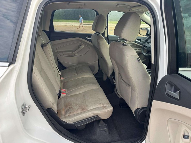 2017-ford-escape-image-15