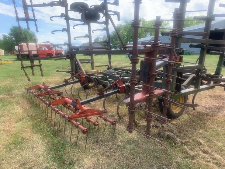 john-deere-110-image-6
