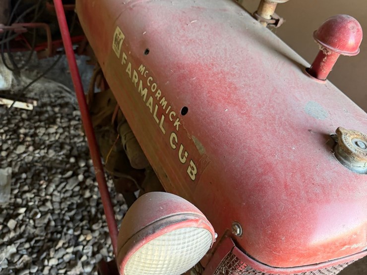 ihc-cub,-￼has-belly-mower-image-15