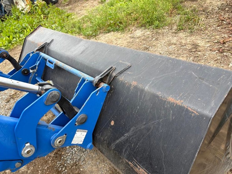 new-holland-t6050-image-9