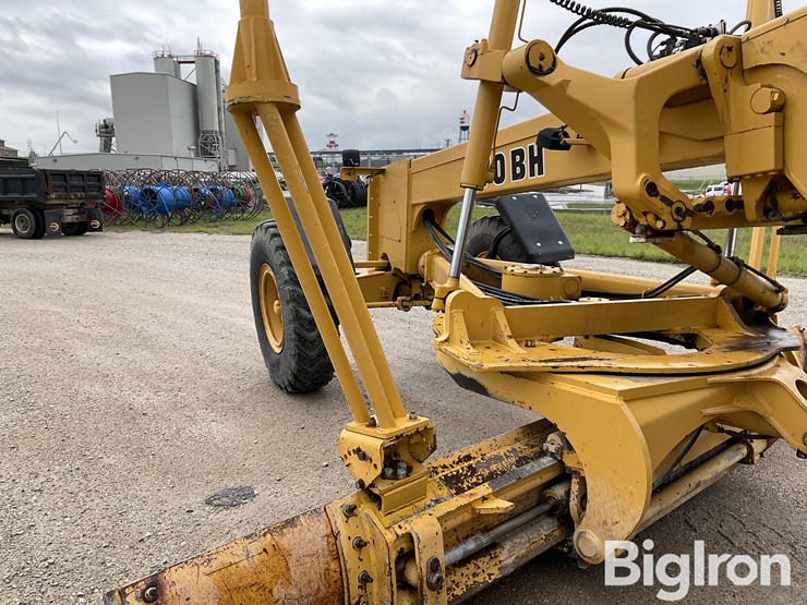 1999-deere-770bh-image-18
