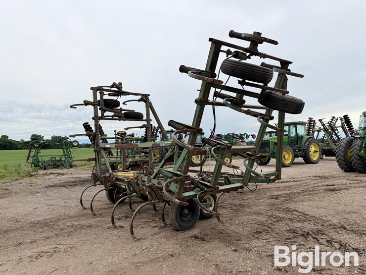john-deere-1610-image-5