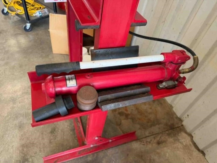 blackhawk-25-ton-press-image-6
