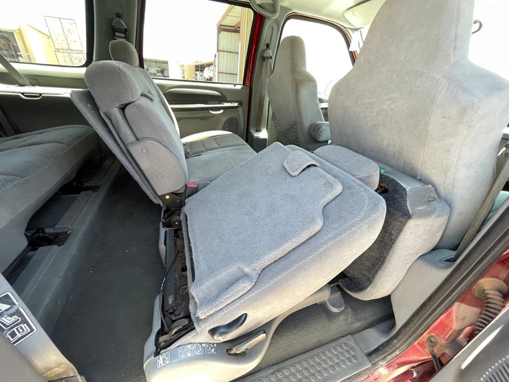 2002-ford-excursion-image-97