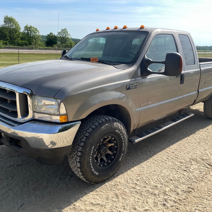 2004 FORD F350