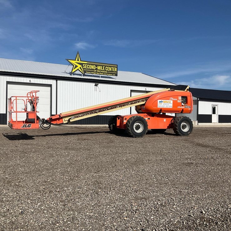 2005 JLG 600S