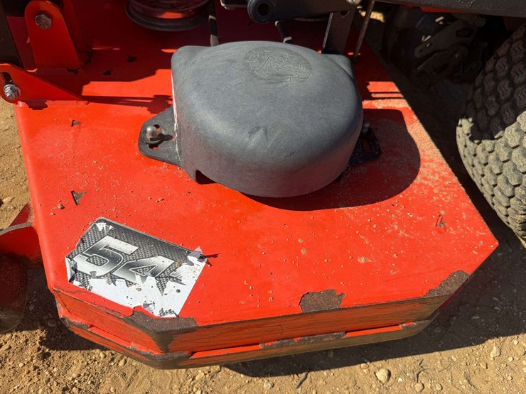 2017-badboy-mz-magnum-54"-cut-zero-turn-mower-image-11