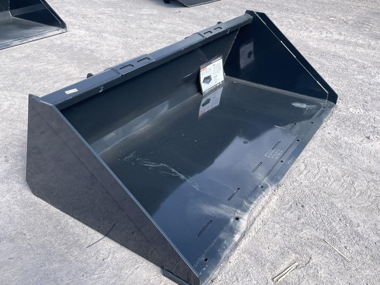 #2772-•-unused-2026-wolverine-skid-steer-track-duty-bucket-attachments-image-4