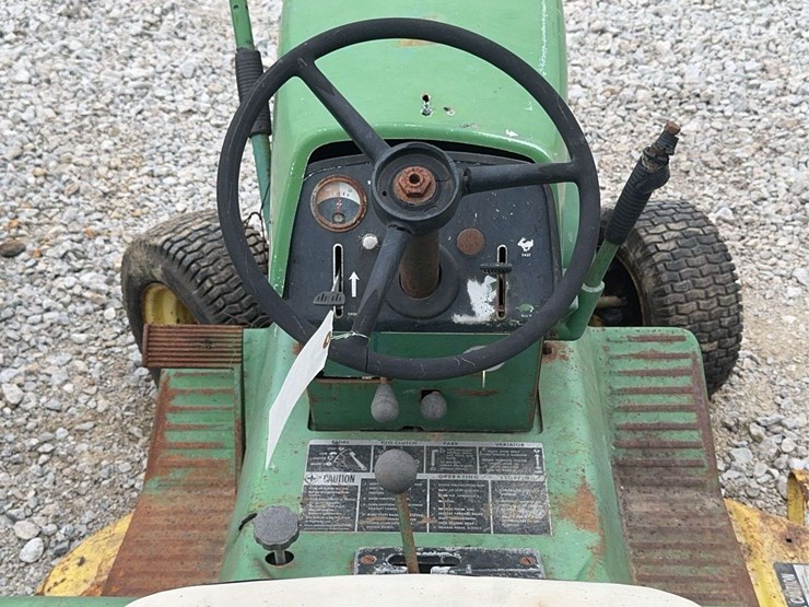 john-deere-110-image-6