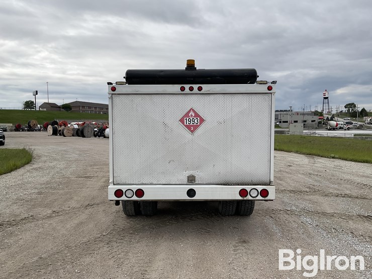 2008-peterbilt-340-image-6