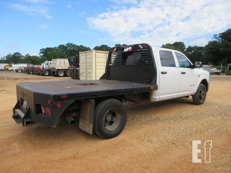 2022-dodge-3500-image-5
