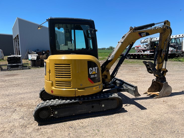 caterpillar-303.5e2-cr-image-5