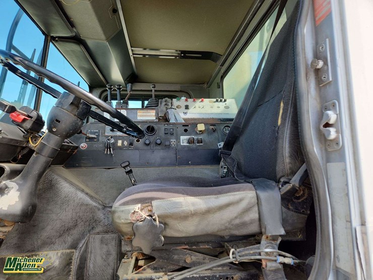 1999-mack-mr690s-image-14