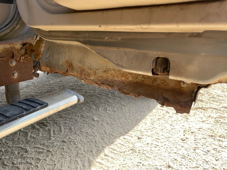 2004-ford-f350-image-38