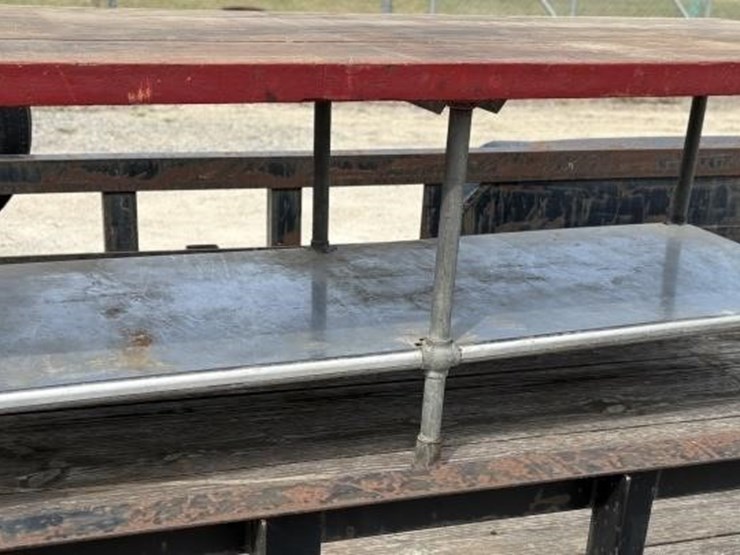 l3---shop-table-image-4