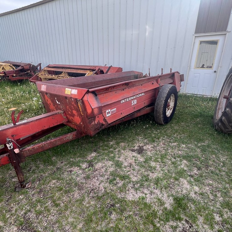 INTERNATIONAL 530