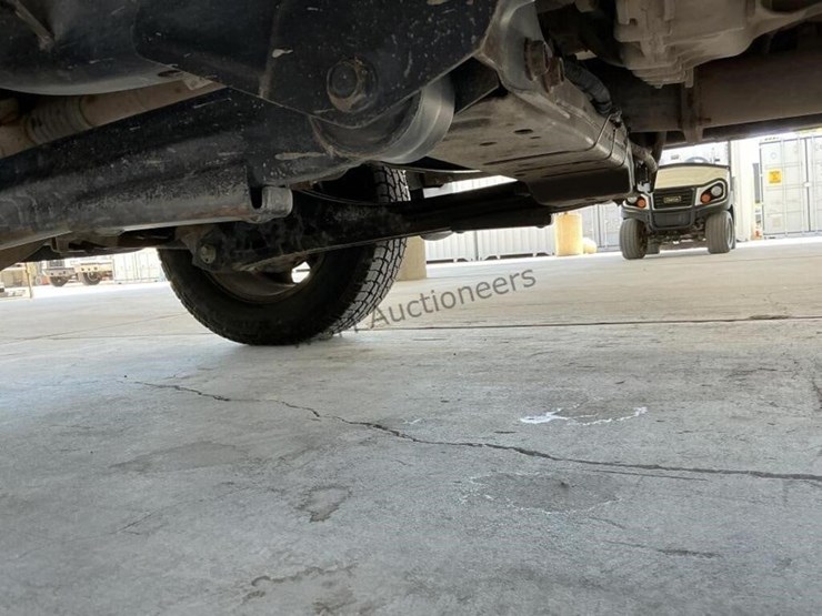 2014-dodge-2500-image-26