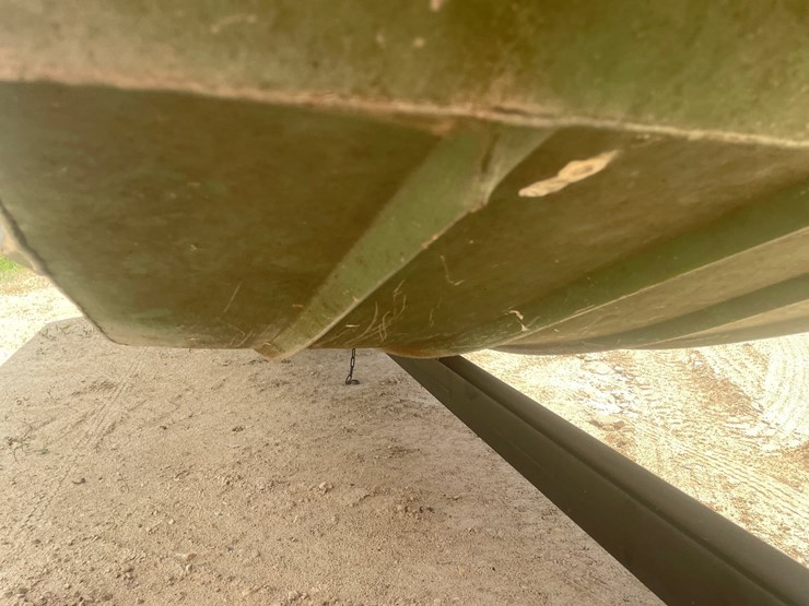 #2001-•-14'-landau-aluminum-boat-with-a-mud-motor-(no-title)-image-17