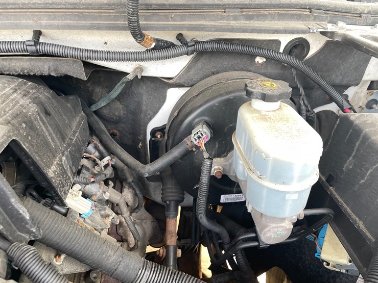 2010-chevrolet-silverado-1500-lt-image-97