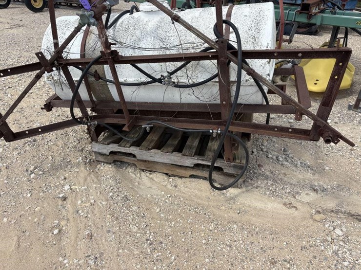l3---3pt-fiberglass-tank-sprayer-image-3
