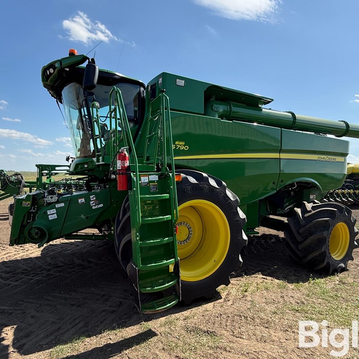 2020 JOHN DEERE S790