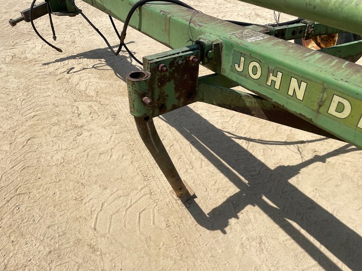 john-deere-2500-image-9