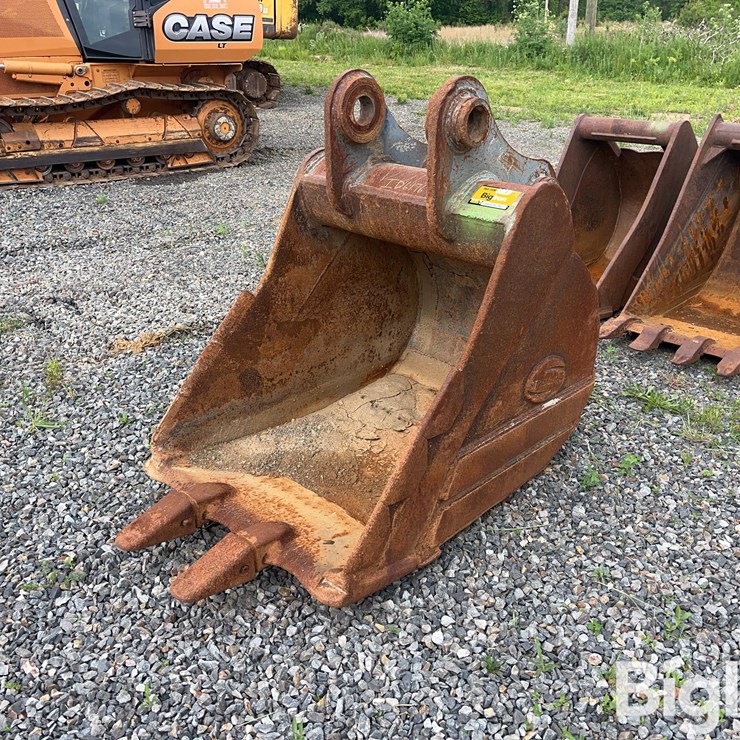 Strickland CX210 36” Excavator Bucket