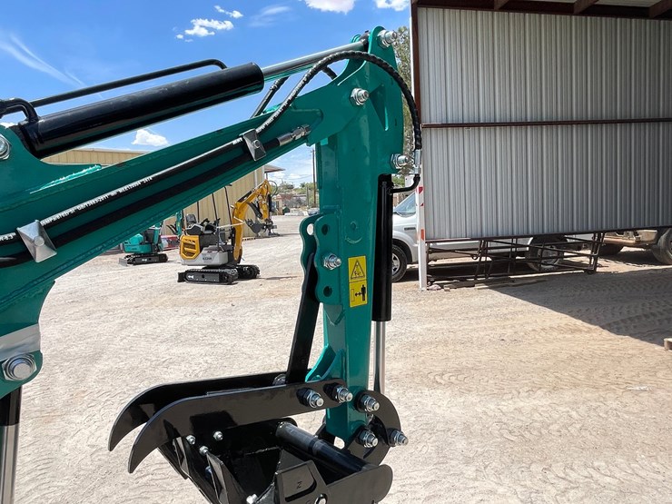 #2657-•-unused-cfg-mini-excavator-image-34