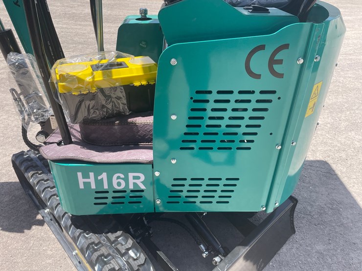 #2656-•-unused-cfg-mini-excavator-image-18