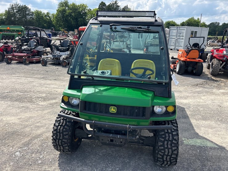 john-deere-gator-image-6